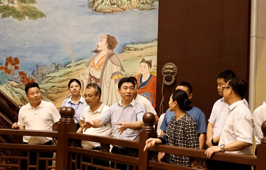 1663124449611696.jpg 640.jpg